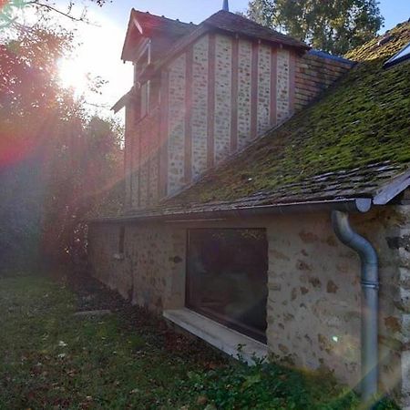 "Reves De Gamins", Gite De Campagne "La Camusiere" Proche Du Pole Europeen Et 24H Champagné Εξωτερικό φωτογραφία